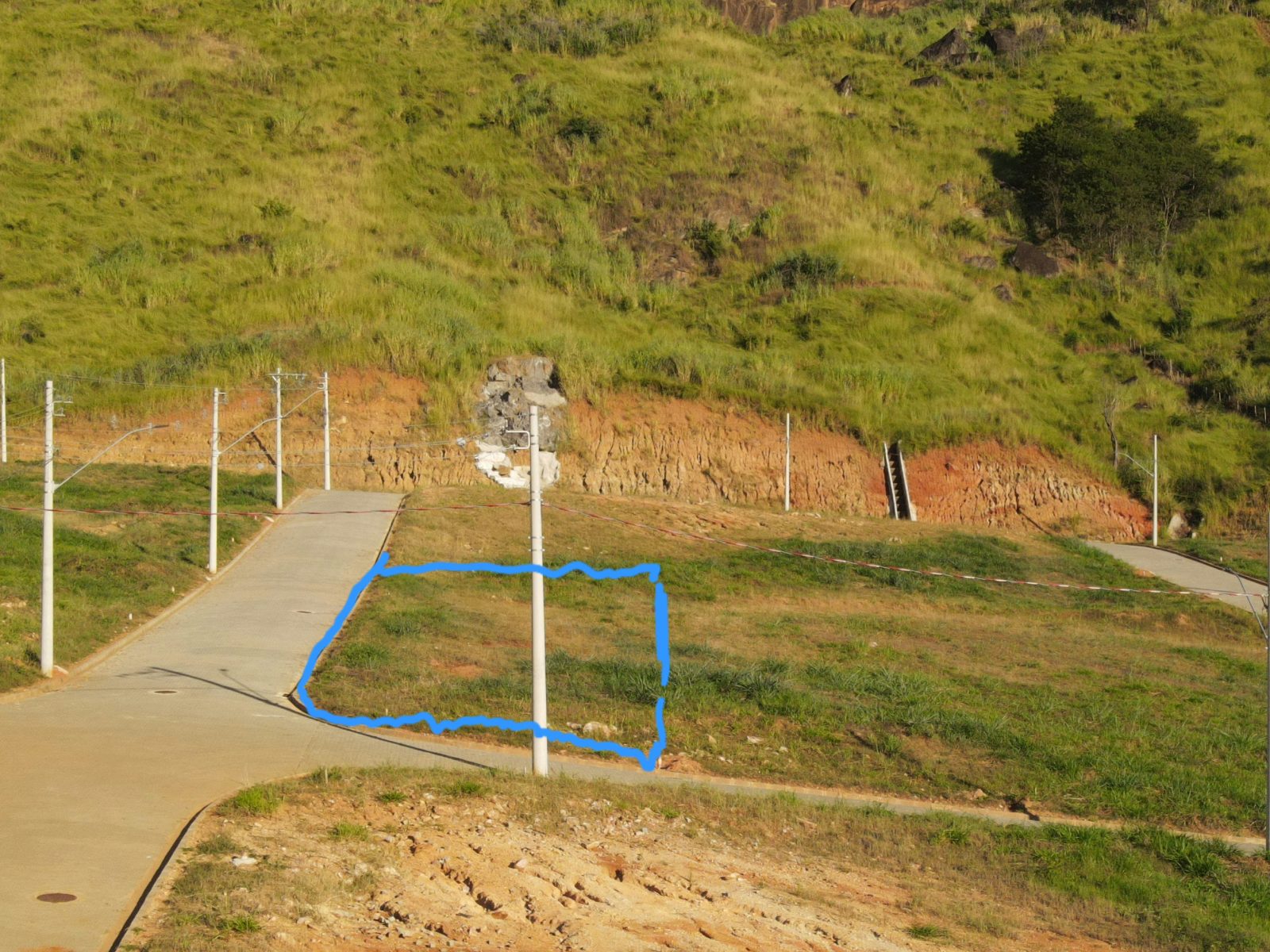 Lote residencial 10x25 m no Loteamento Céu Pequeno em Tarumirim